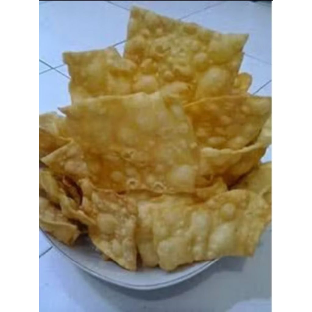 

Keripik Pangsit Bawang Gurih