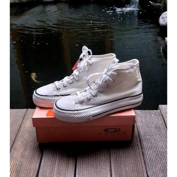 GENNY ORIGINAL. 1312033 PUTIH. IMPORT SEPATU SANDAL WANITA. NEW WITH BOX