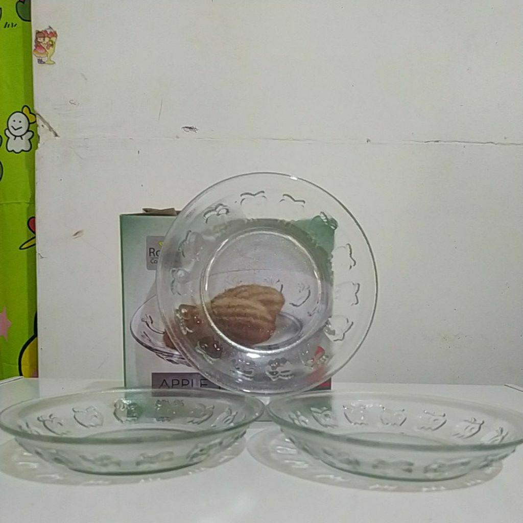 Lepek Apel Kaca , tatakan cangkir kaca