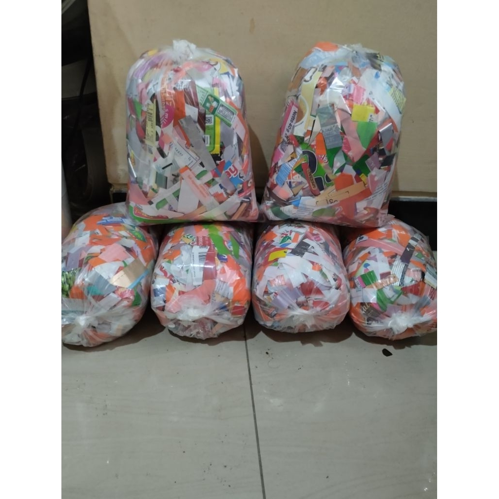 

Potongan / Cacahan Plastik Untuk Ecobrick Berat + 250 Gram