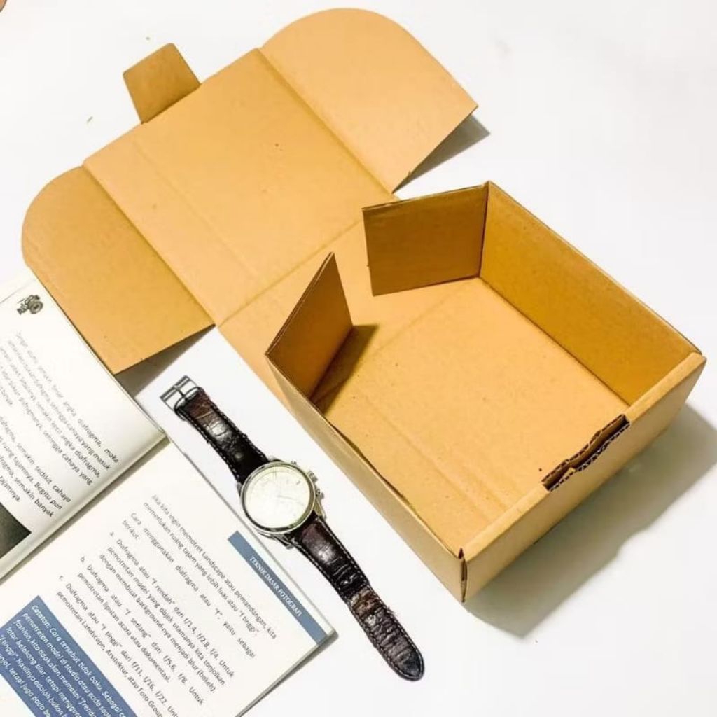 

Kardus Diecut 15x15x7 Kardus Hampers Karton Hampers Box Hampers Kardus Paking Box Packing Kotak Packing Box Pizza Box brownies Baju Tas Kue Roti Box Murah Kardus Murah Kotak Murah Corrugated Box