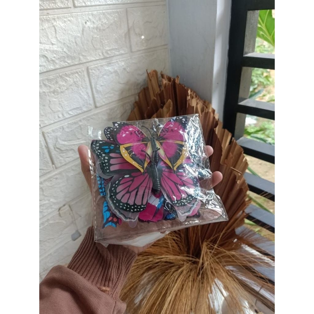 

Stiker 3D Motif Kupu kupu