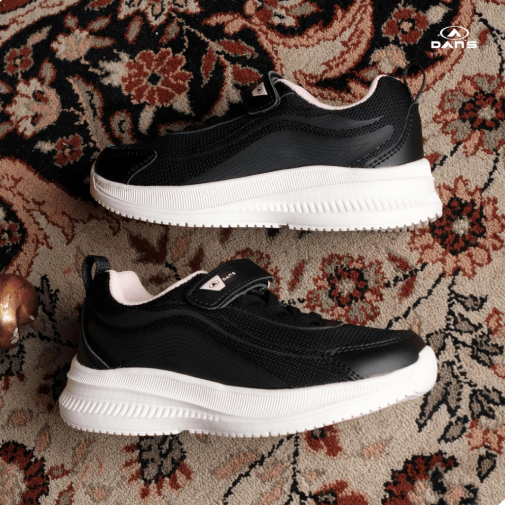Leeonni x DANS - Sepatu Anak Perempuan - Hilma (SD) | Sneakers untuk Sekolah Warna Hitam
