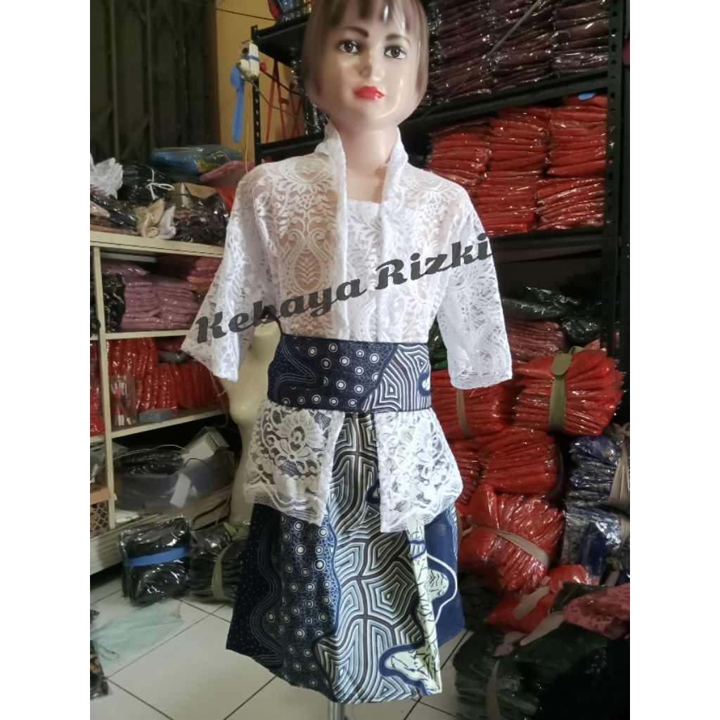 Setelan anak usia 6-8 tahun baju kebaya brokat lengan pendek