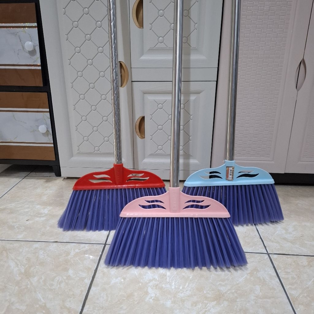 Sapu Lantai/Sapu tower wings gagang stenlis