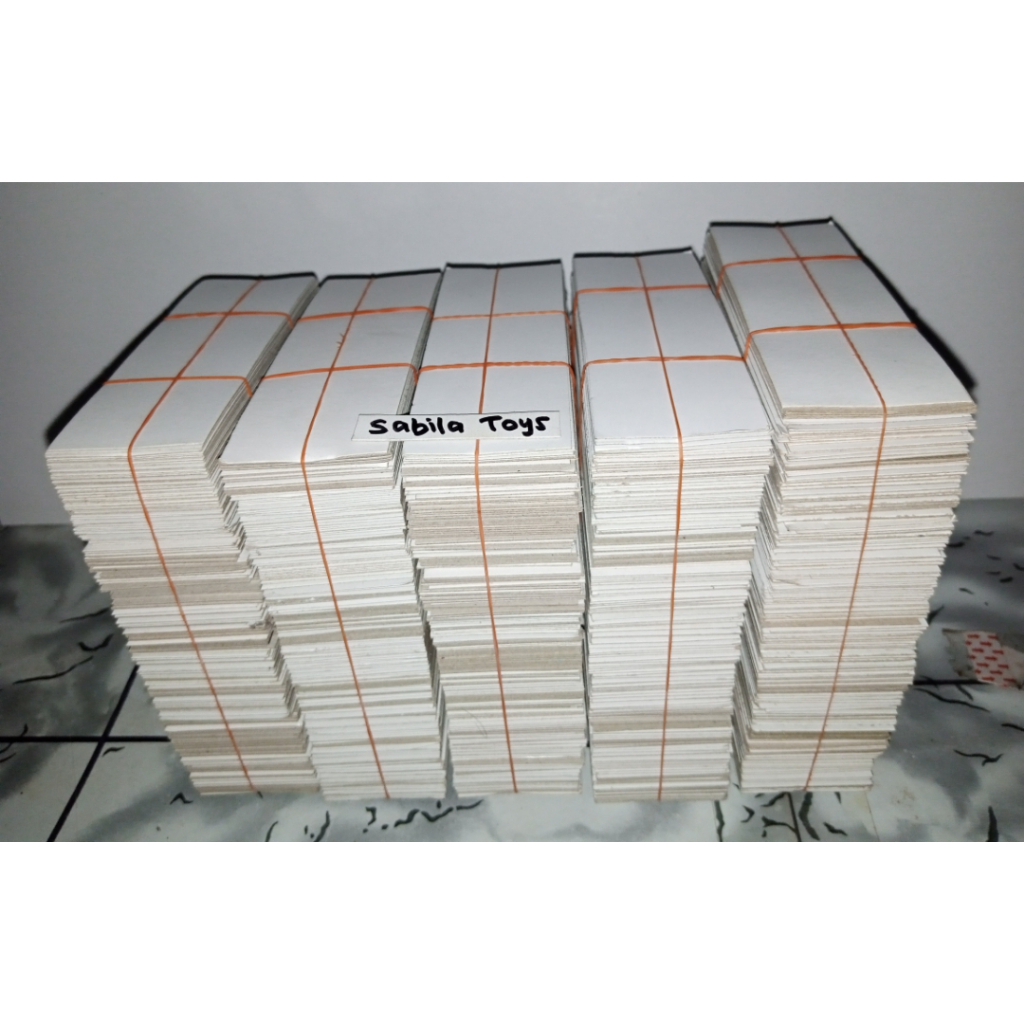 

Kertas Duplek potongan polos ukuran 4 x 11,5 cm ( 1 kg )