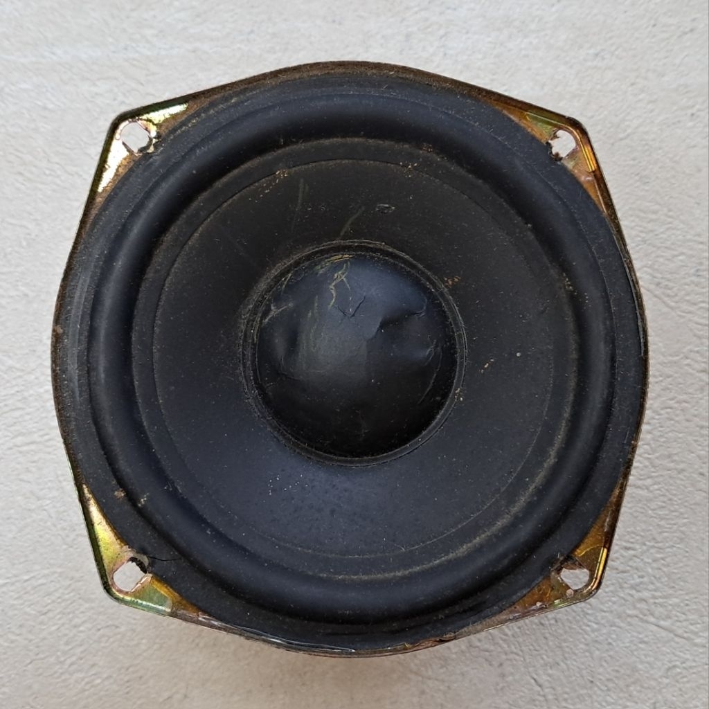 Speaker Subwoofer Sonic Gear 5 Inch 4 Ohm 30 Watt