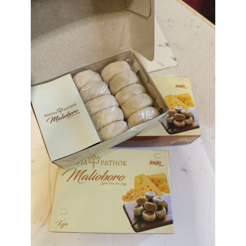 

BAKPIA MALIOBORO ISI 10 KHAS JOGJA
