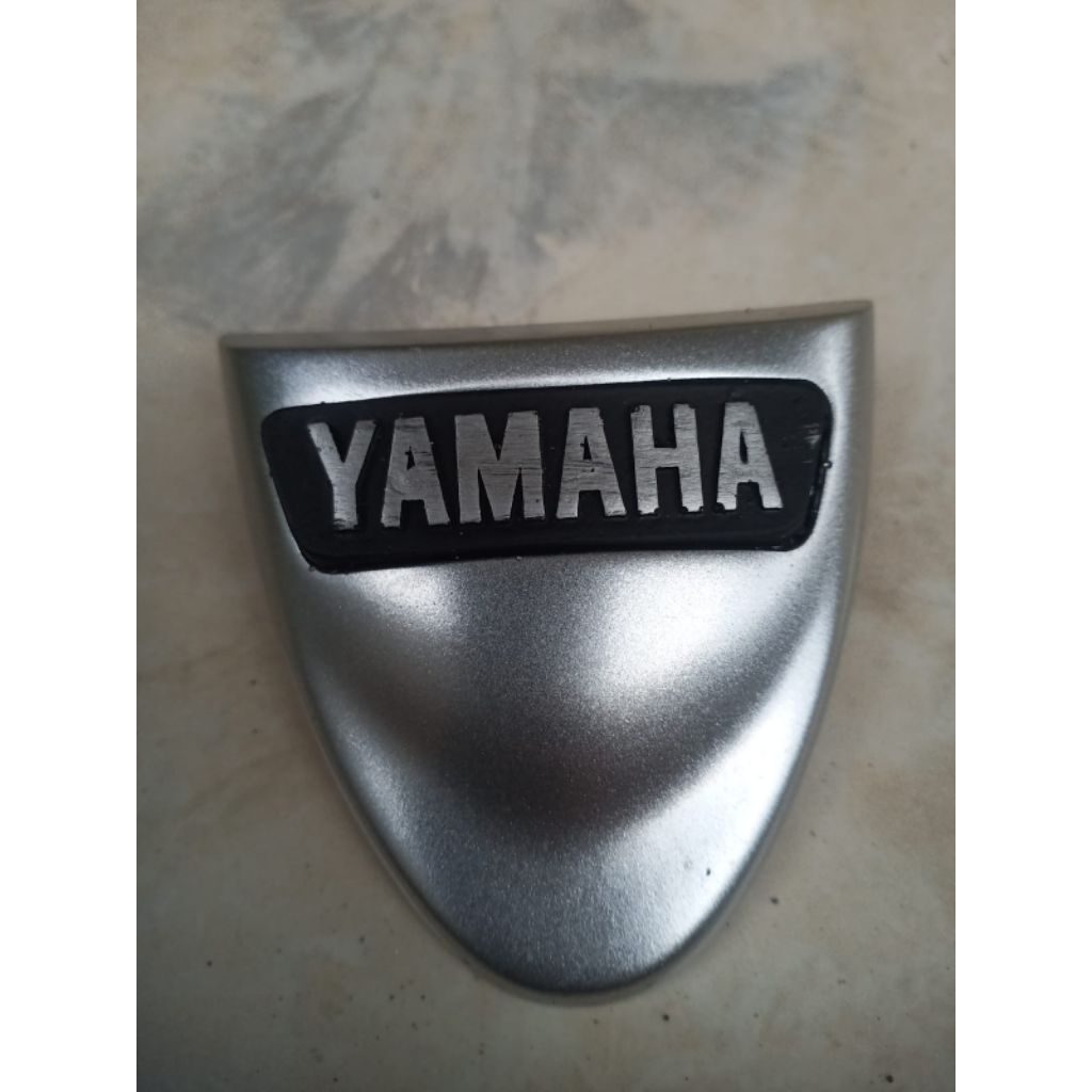 EMBLEM LOGO DASI YAMAHA FIZR VEGA R LAMA REPLIKA
