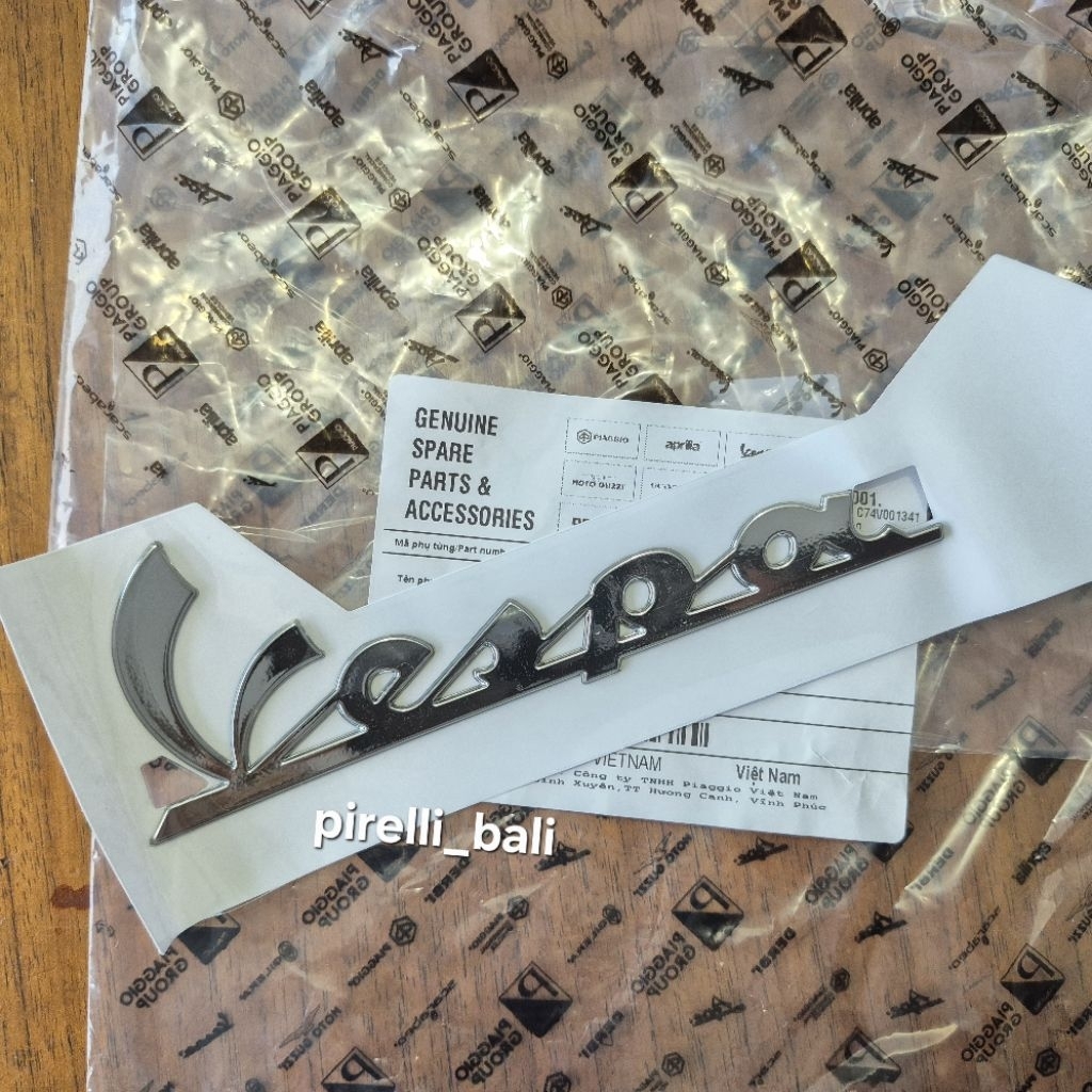 Sticker Vespa Tempong Body Samping Belakang Ori Emblem Stiker Sprint Primavera Lx LXV Vespa S GTS