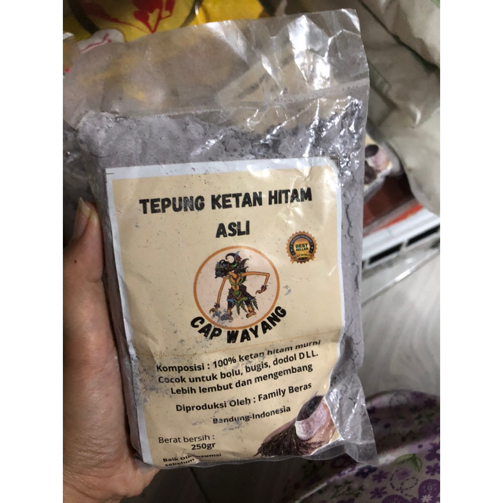 

tepung ketan hitam cap wayang 250gr