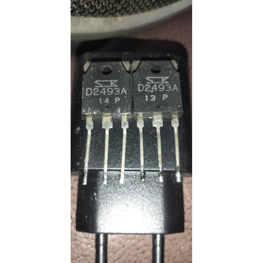 transistor tr d2493a
