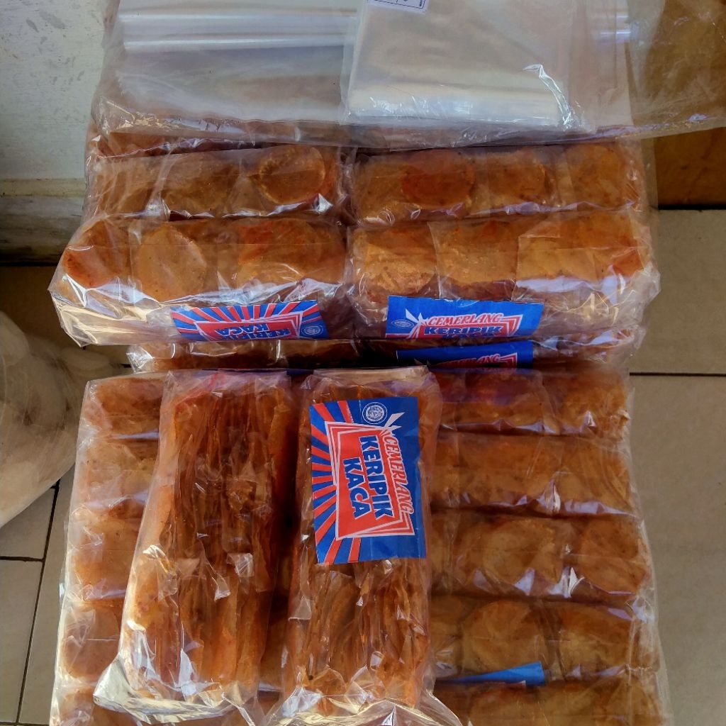 

Keripik Kaca Eceran 500 isi 20 Pcs pedas pol