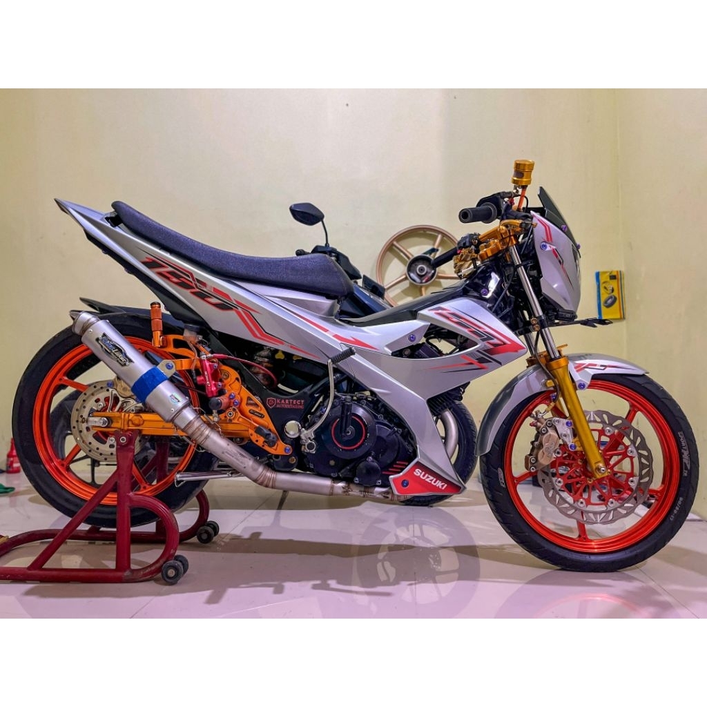 Knalpot Racing satria FuTipe ER'ER 250cc-300cc Original Limaliikur Racing