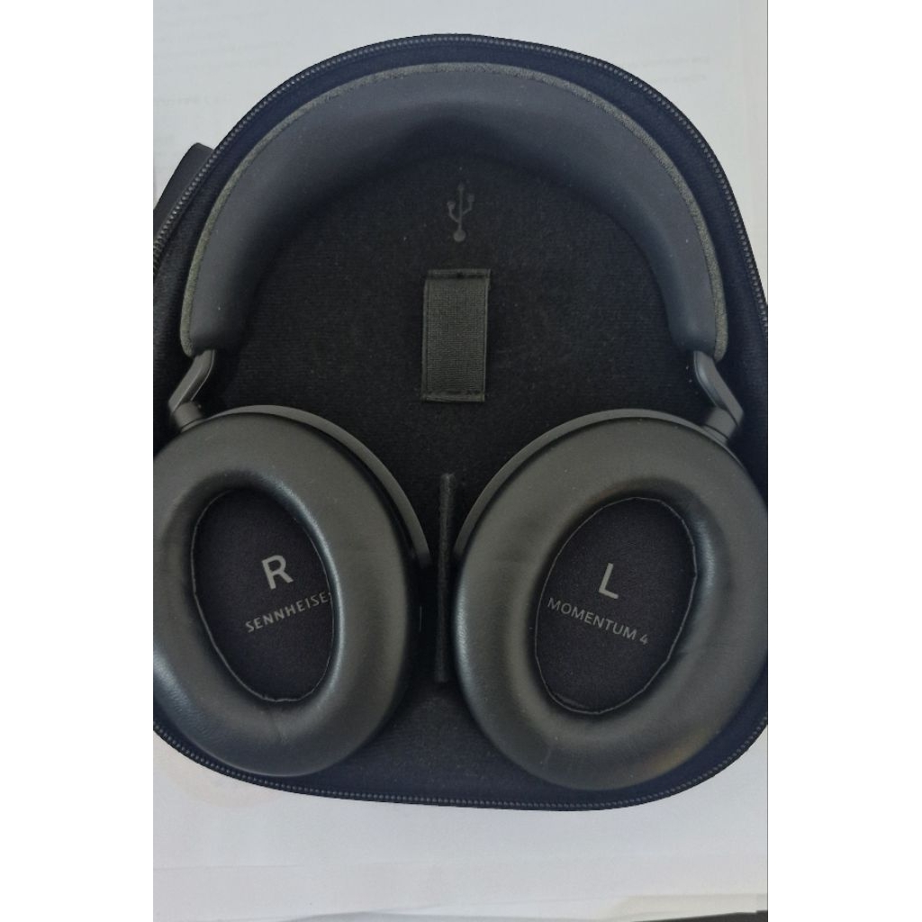 Sennheiser MOMENTUM 4