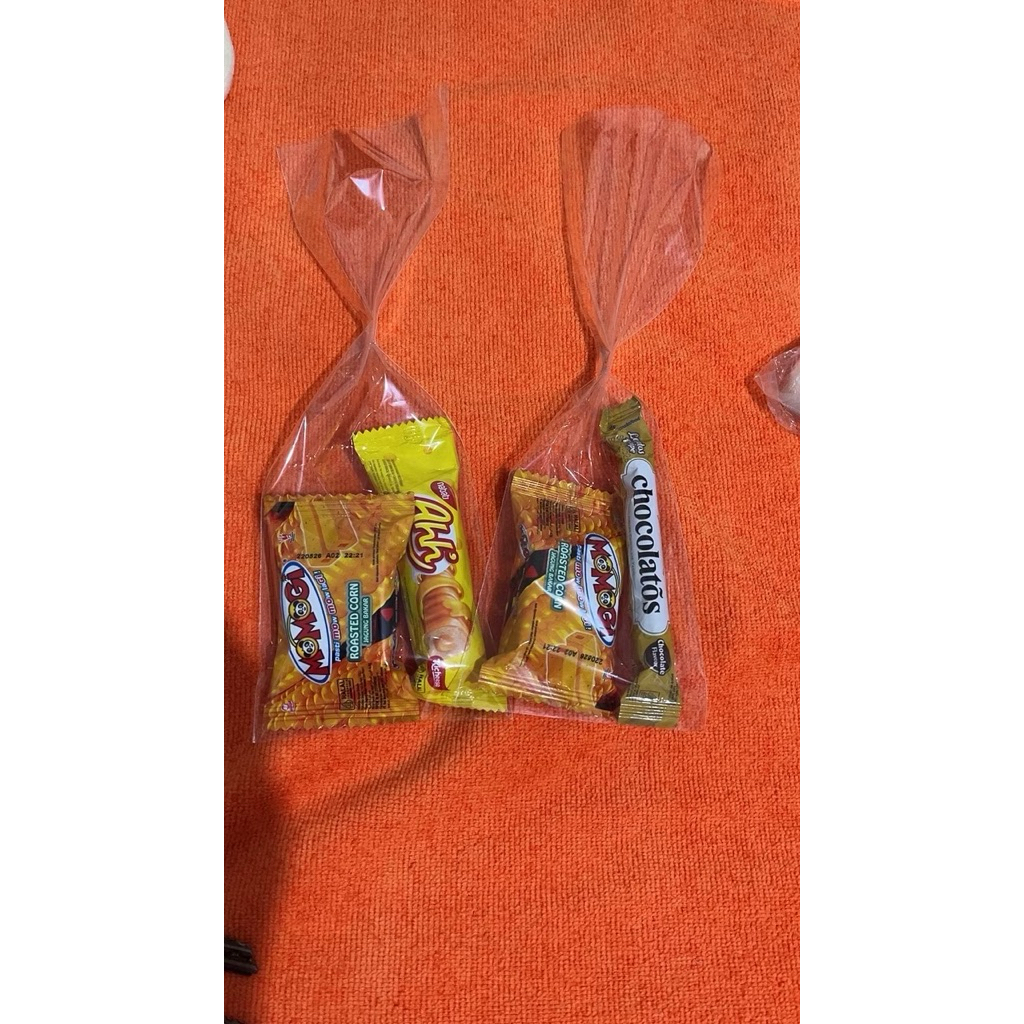 

mini gift mini hamper mini snack