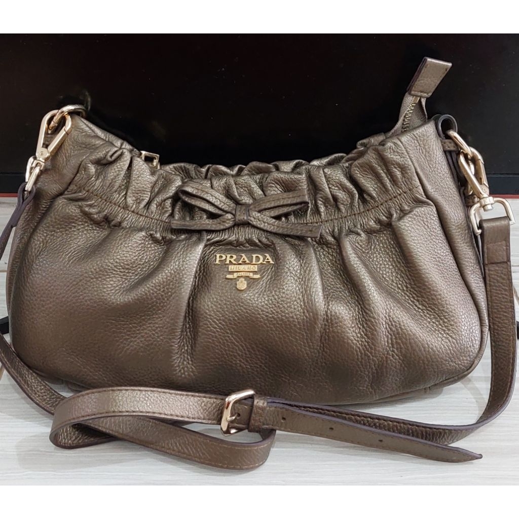 Preloved tas Prada Original Autentik kulit asli