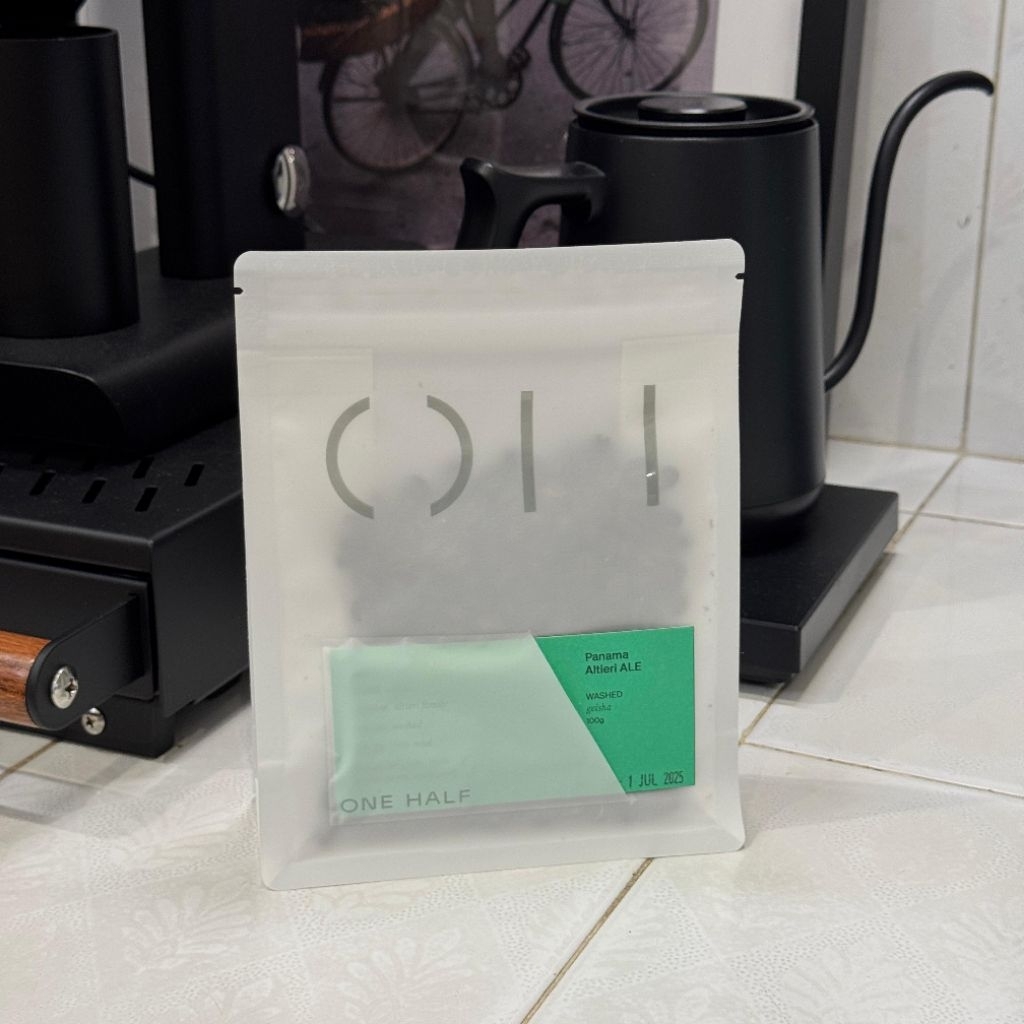 

One Half Coffee Roastery Malaysia - Panama Altieri ALE Geisha Washed