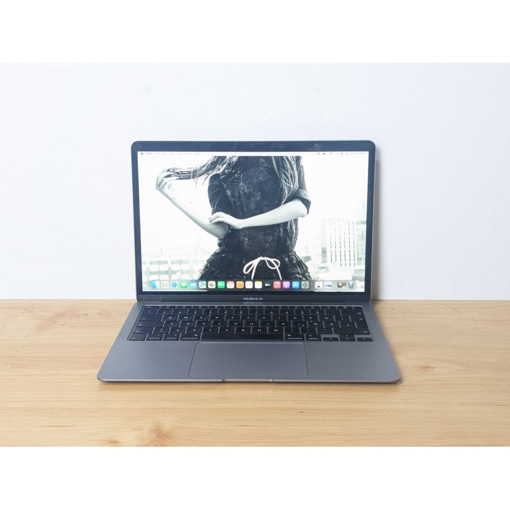 MACBOOK AIR 13 2020 | CORE I7 | RAM 16GB | SSD 512GB | GOOD CONDITION