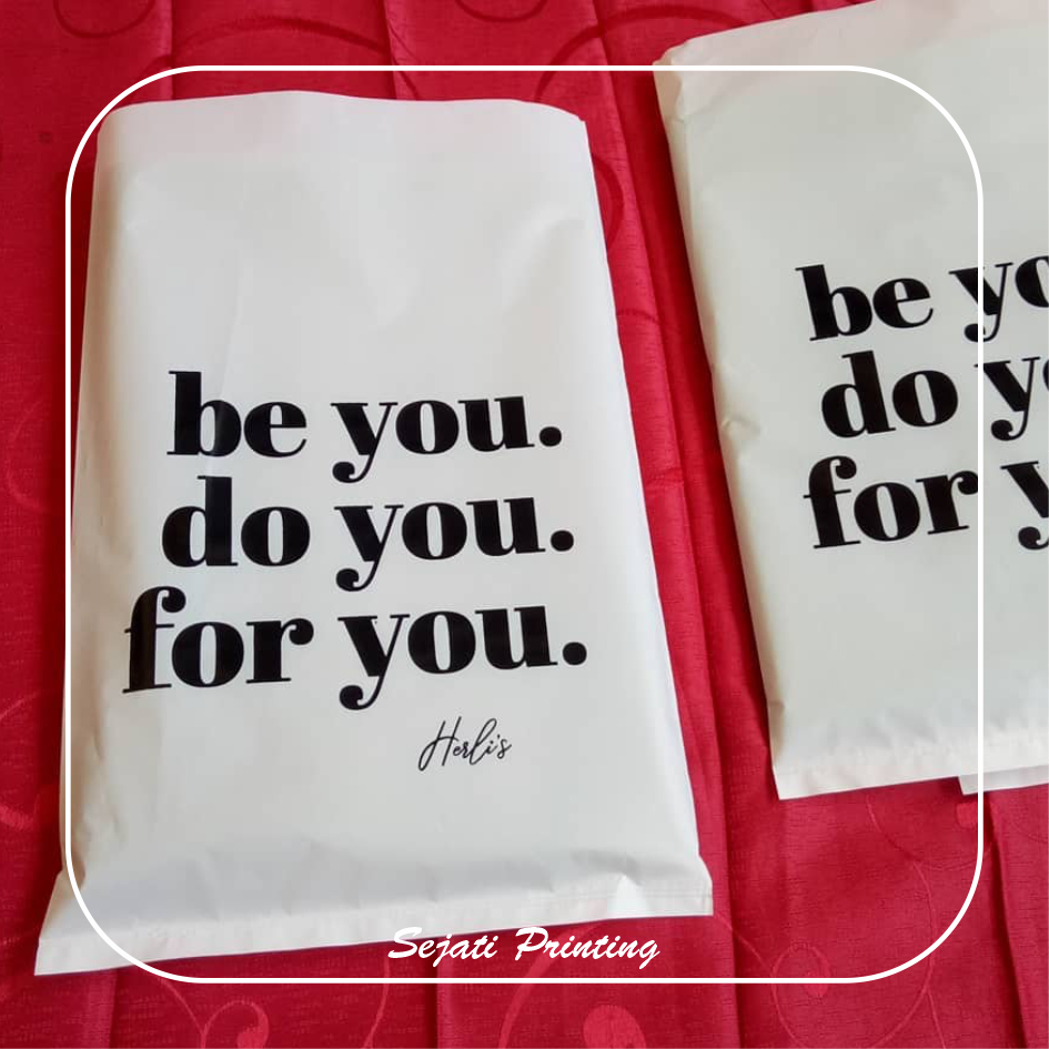 

(Isi 100 pcs) Plastik Sablon HD Packing 20x28cm, FREE DESAIN - SEJATIPRINTING