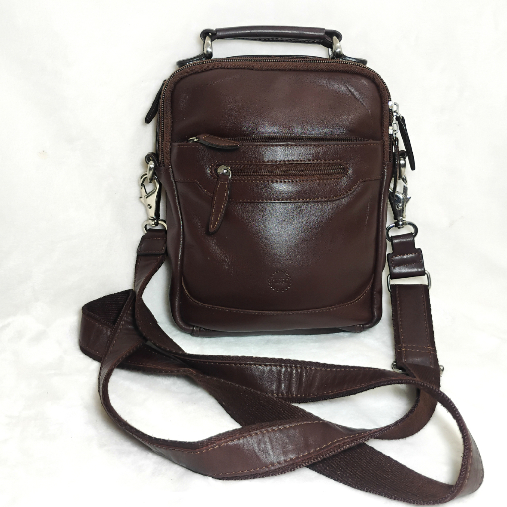 [PRELOVED] Tas kulit asli Kulas Sling bag Slempang Pria laki Coklat Original Brand Mickok