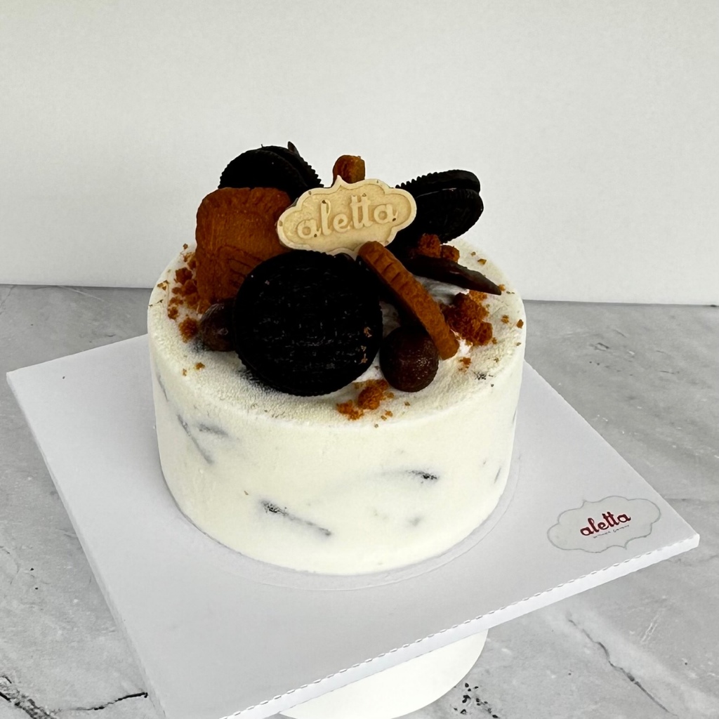 

Gelato Cake - Ice Cream Cake - Icecream Cake - Es Krim Cake - cookies n cream