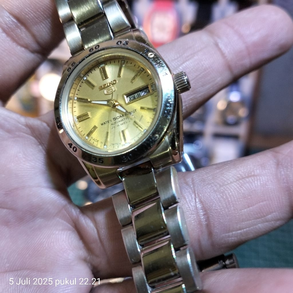 Original Jam second preloved Seiko 5 Lady gold Automatic