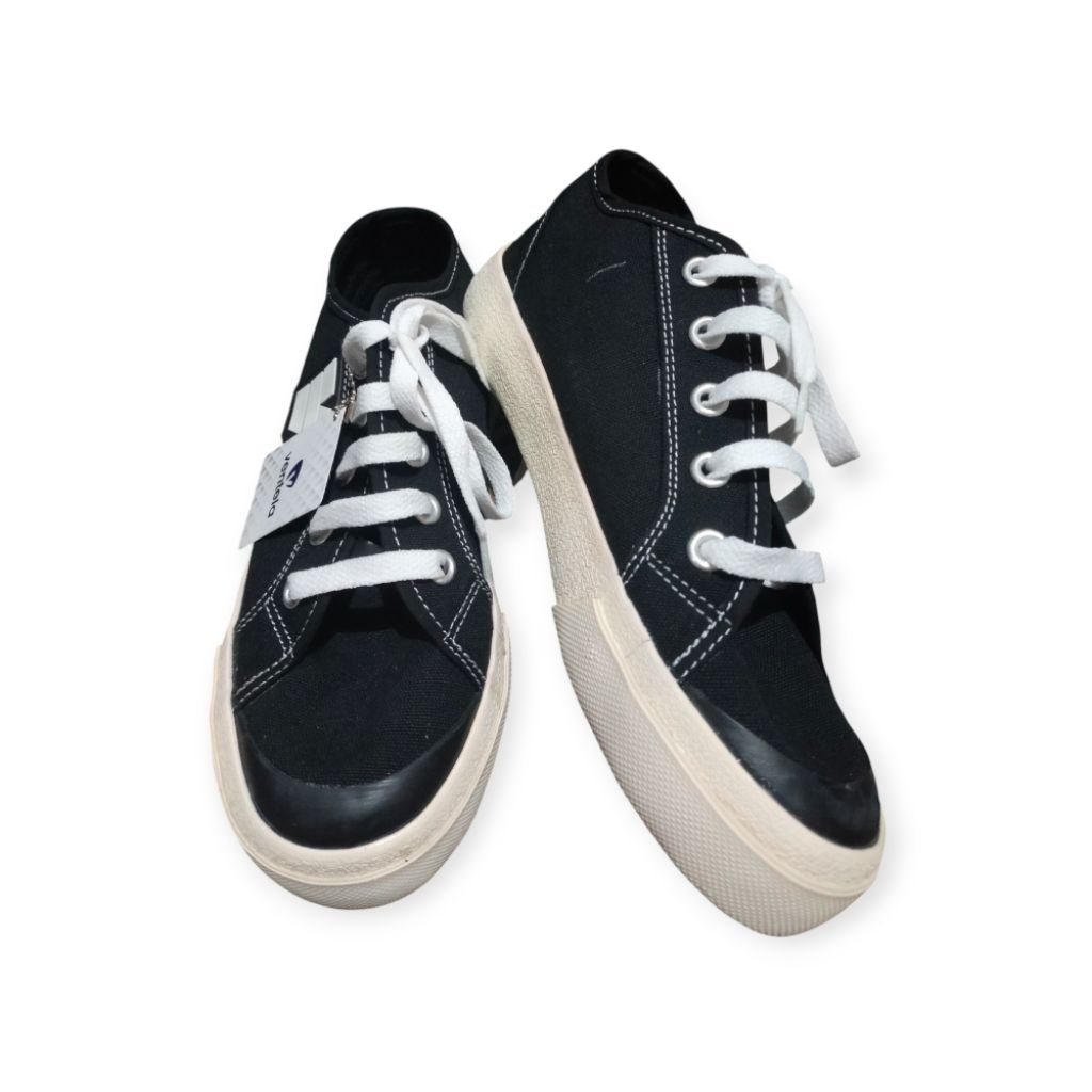 sepatu sekolah ventela viktory