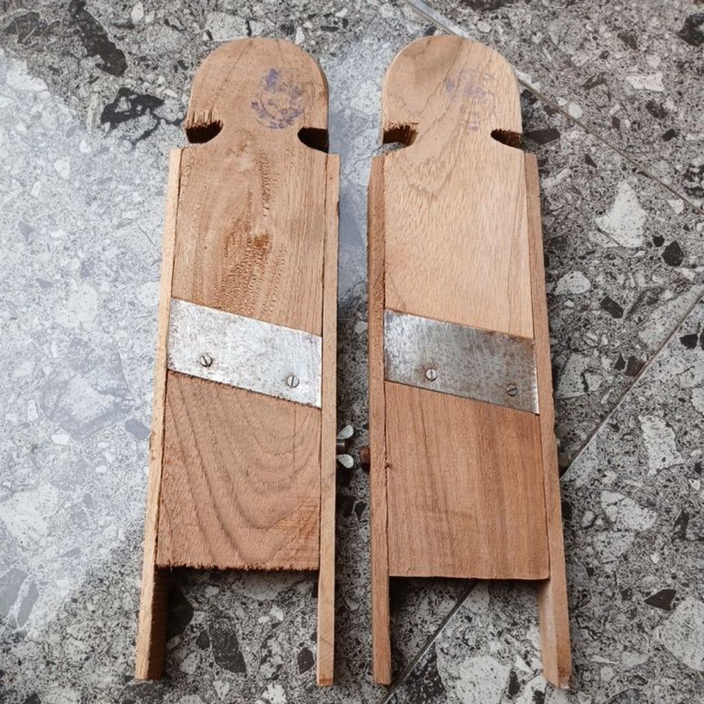 Parutan keripik ketela,pisang bahan dari kayu jati harga promo