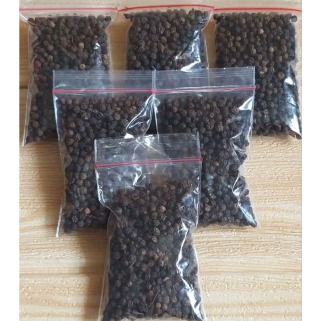 

lada Hitam biji 1000 Gram