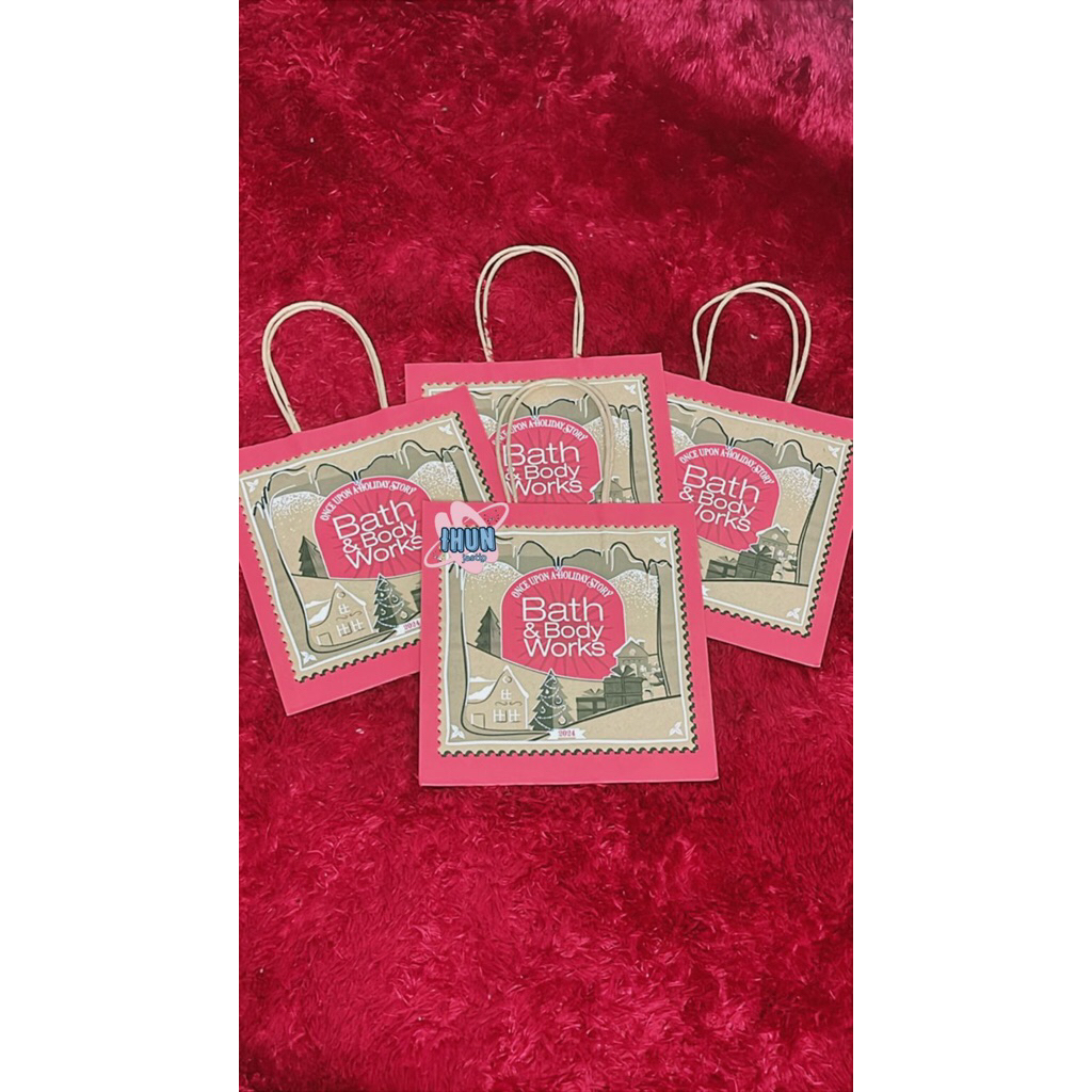 

ORI Paperbag BBW small (tanpa pembelian item) christmas size 20 x 21