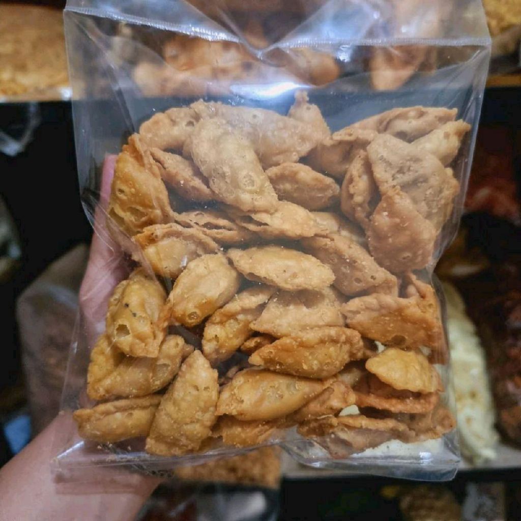 

PASTEL KERING MINI ABON 250GR GURIH RENYAH ENAK CEMILAN SNACK MAKANAN