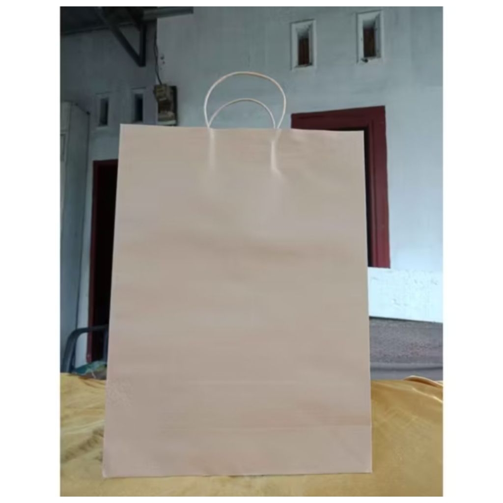

Paper Bag Polos Ukuran 30x10x40 (PxLxT) | Kantong Paper Bag | Tas Kado Brown