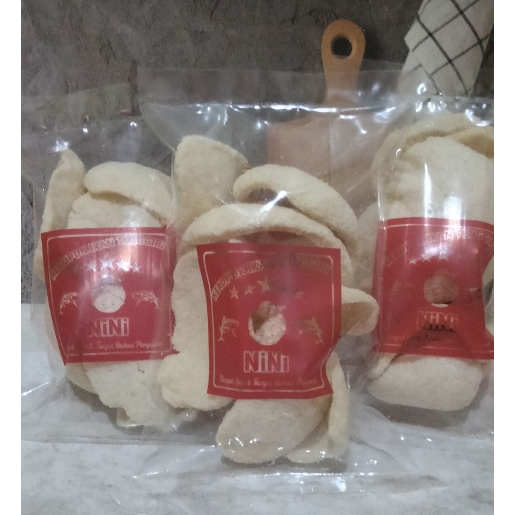 

KERUPUK IKAN TENGGIRI NINI PREMIUM ISI 50 GRAM