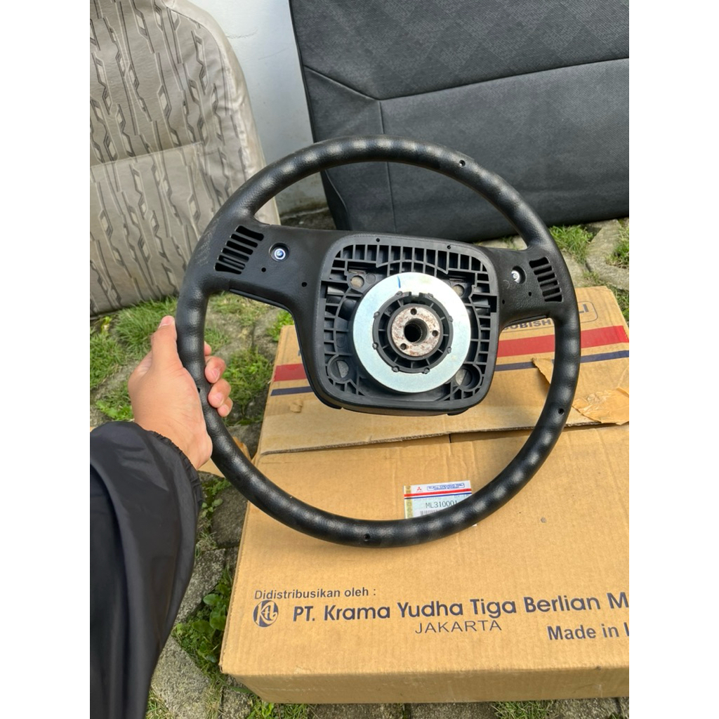 Denting Mas Terang Stir Hitam Mitsubshi Canter Original