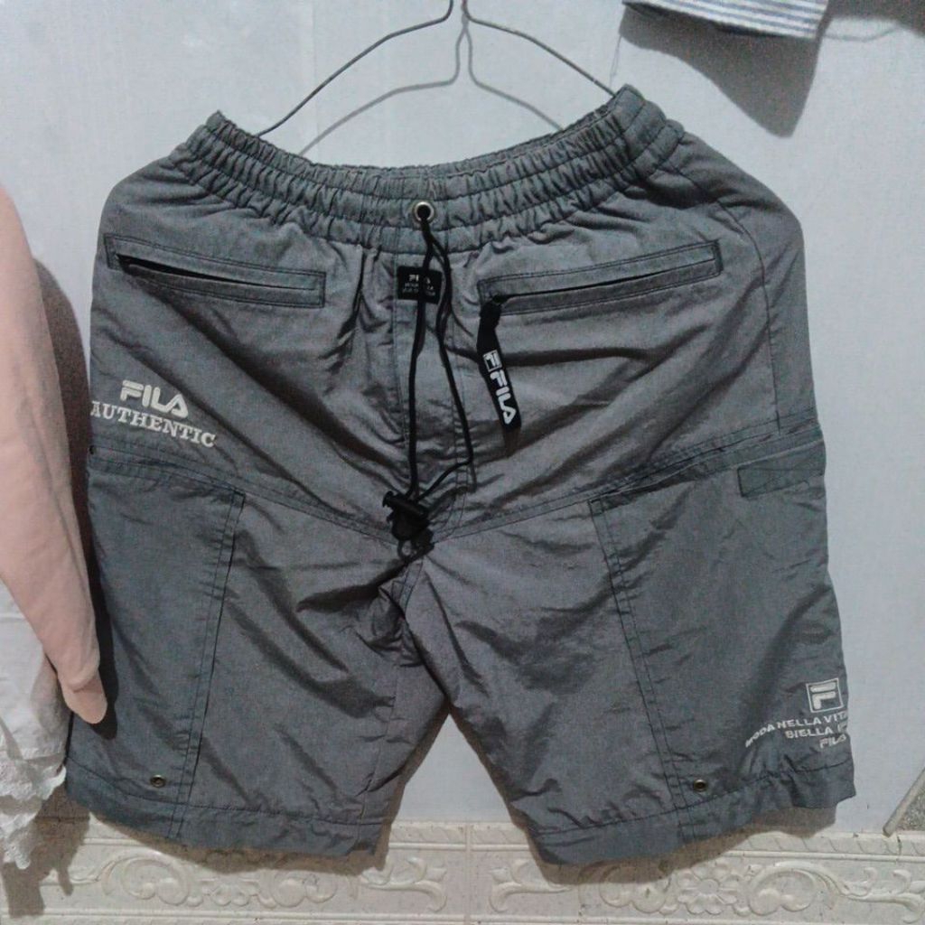 celana pendek fila