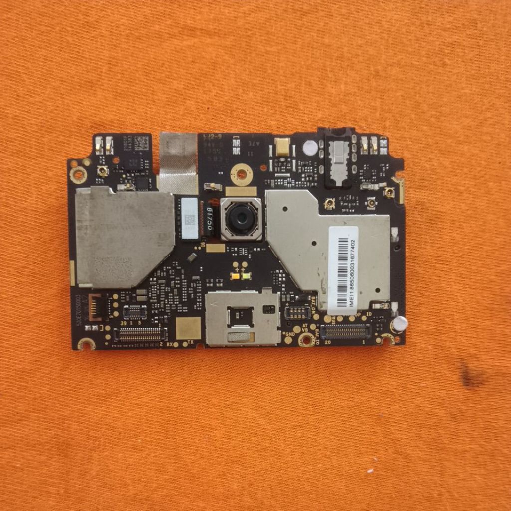 MESIN+KAMERA XIAOMI REDMI 5 PLUS HIDUP NORMAL BERGARANSI