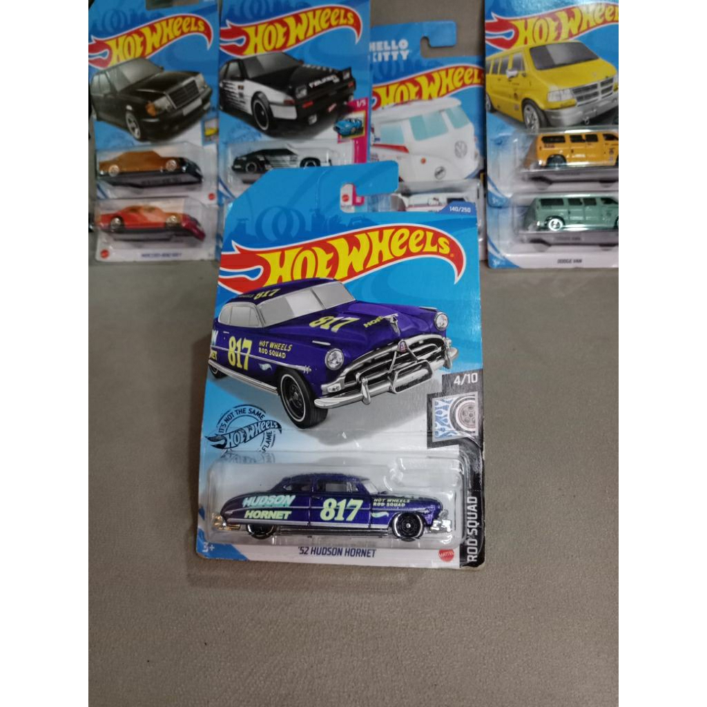Hot wheels '52 HUDSON HORNET