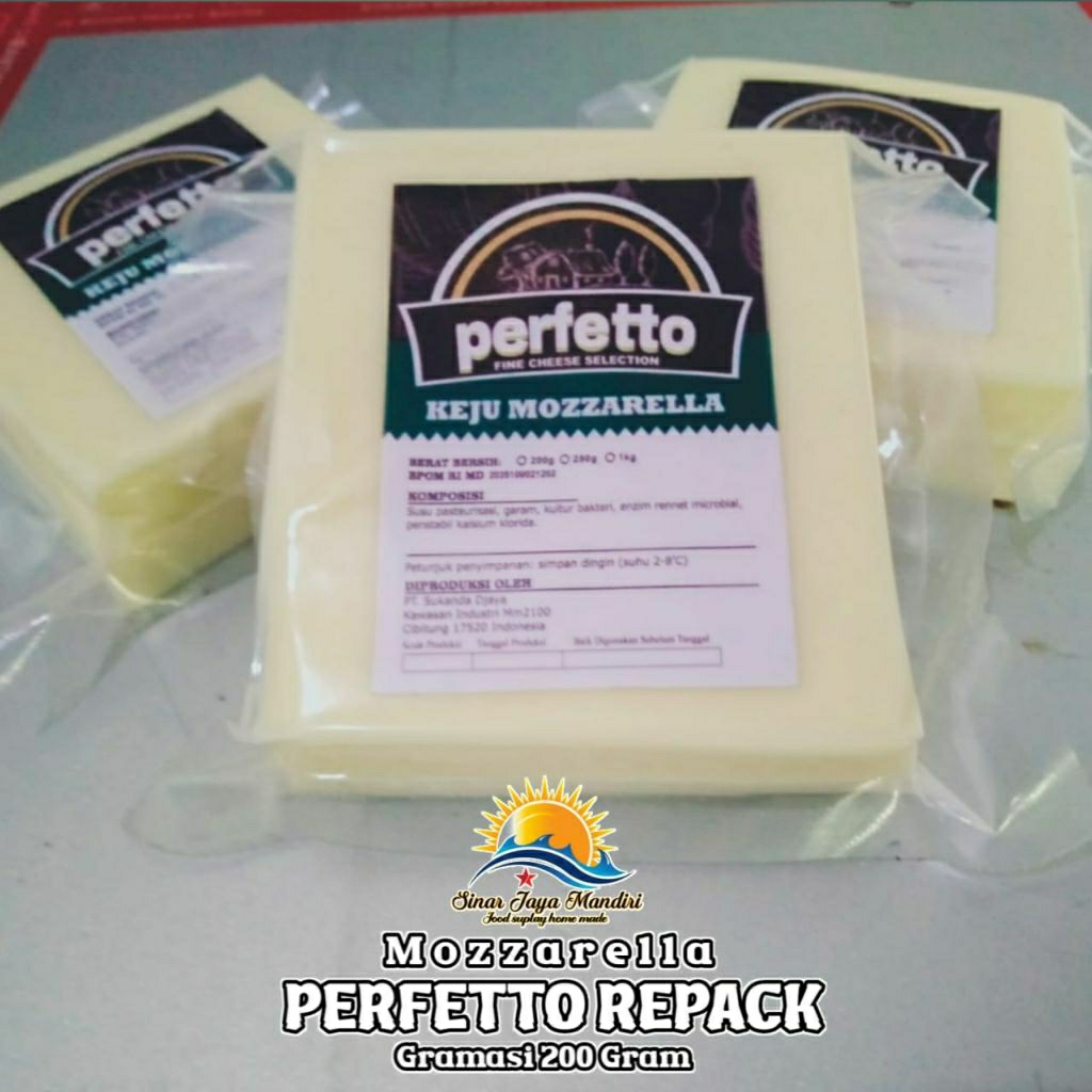 

Keju Mozzarella Perfetto Repack 200 Gram, Mozarella impor kualitas barang terjamin.
