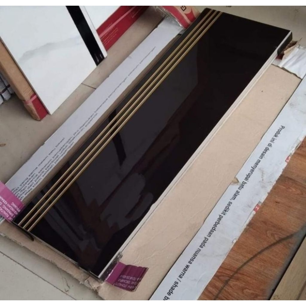 Granit Anak Tangga 30×90 20×90 hitam motip setepnosing Garuda pure black