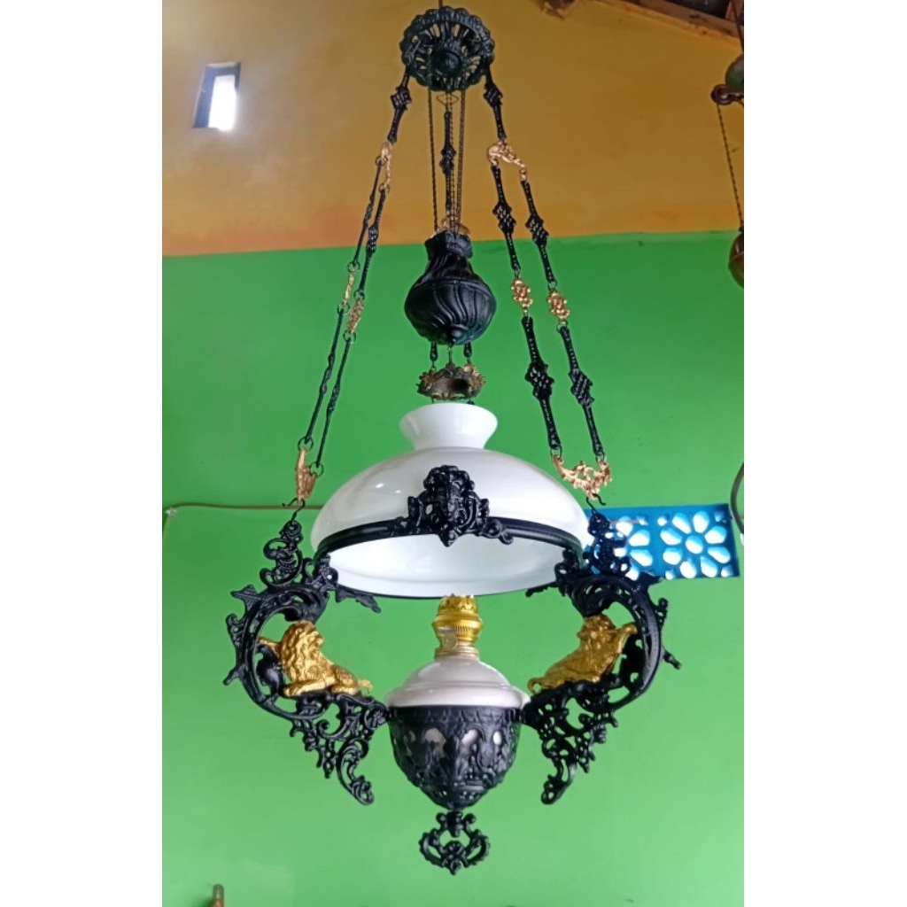 Lampu gantung antik besi kuno diameter kap 35