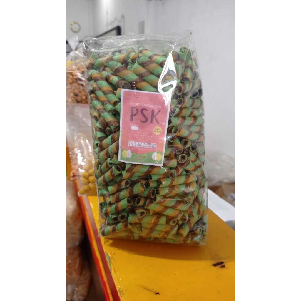 

Pusat Snack Kiloan - Astor Valensia Warna Warni 1kg