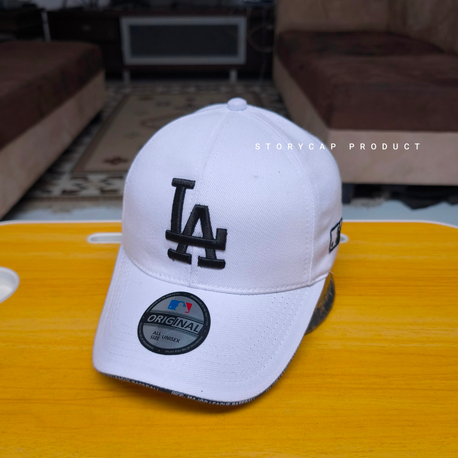 TOPI BASEBALL DISTRO LOGO LA - TOPI BASEBALL PRIA WANITA BORDIR LA PUTIH