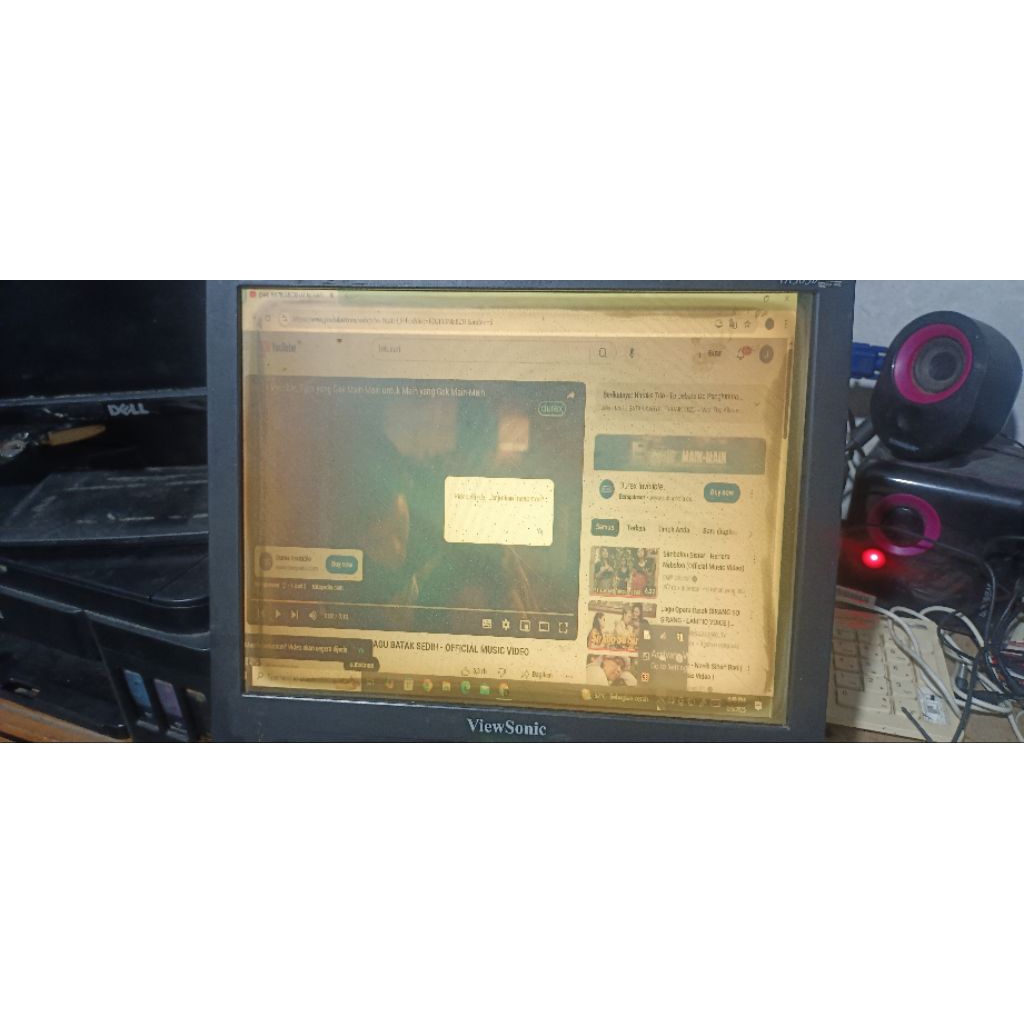 monitor kotak 15 in kotak atau petak  minus polaris