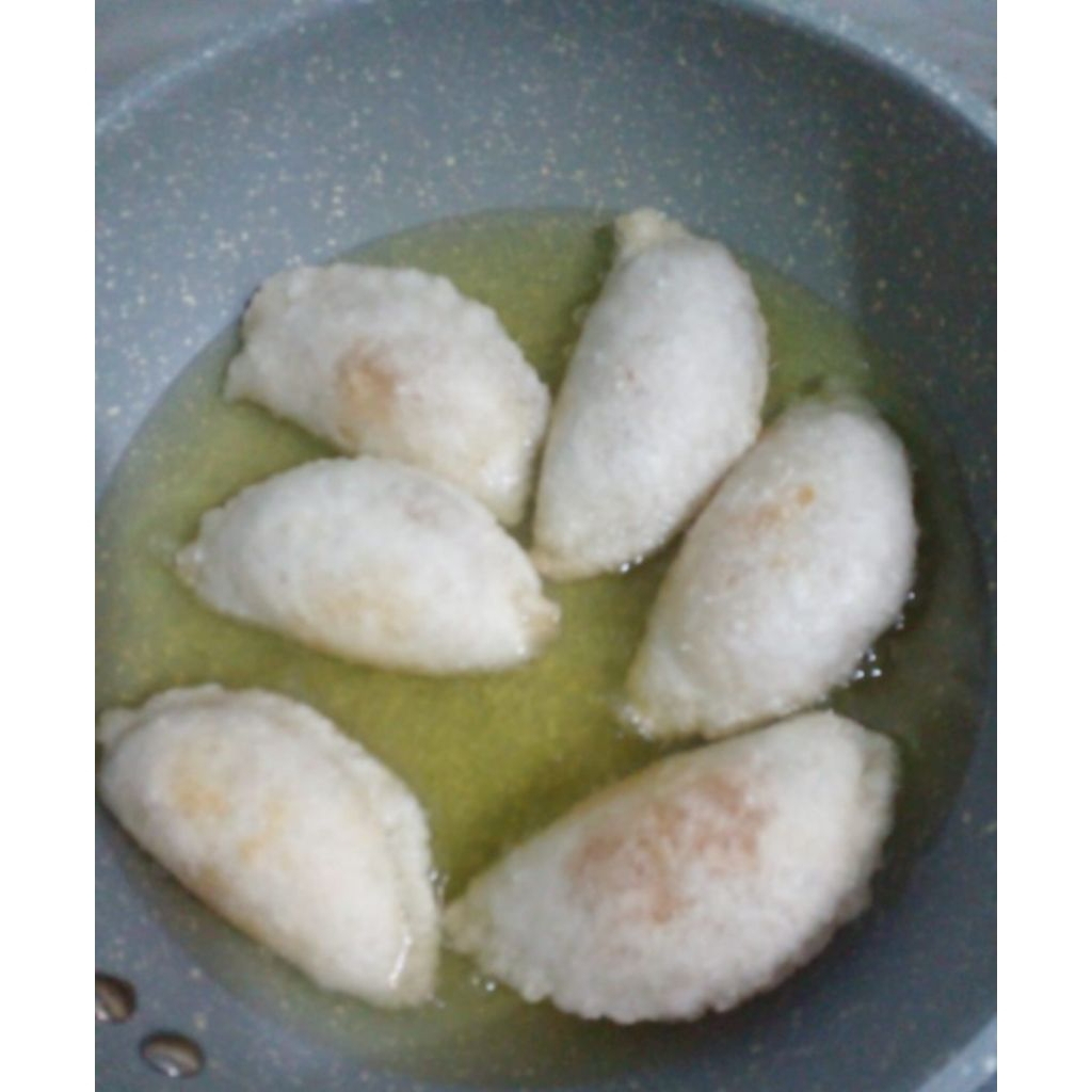 

cireng isi bakso