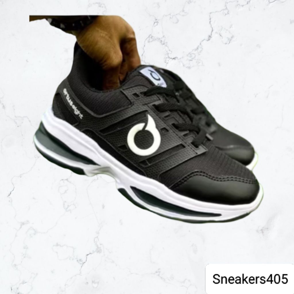 Sepatu sekolah hitam polos running/Sepatu olahraga Ortuseight pria/Sepatu Ortuseight Pria Running Sn