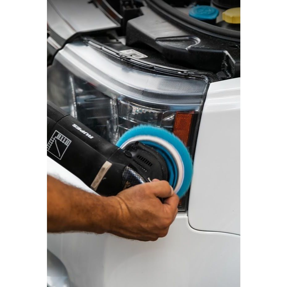 Poles Body Head Lamp dan Wax Mobil Sidoarjo Surabaya