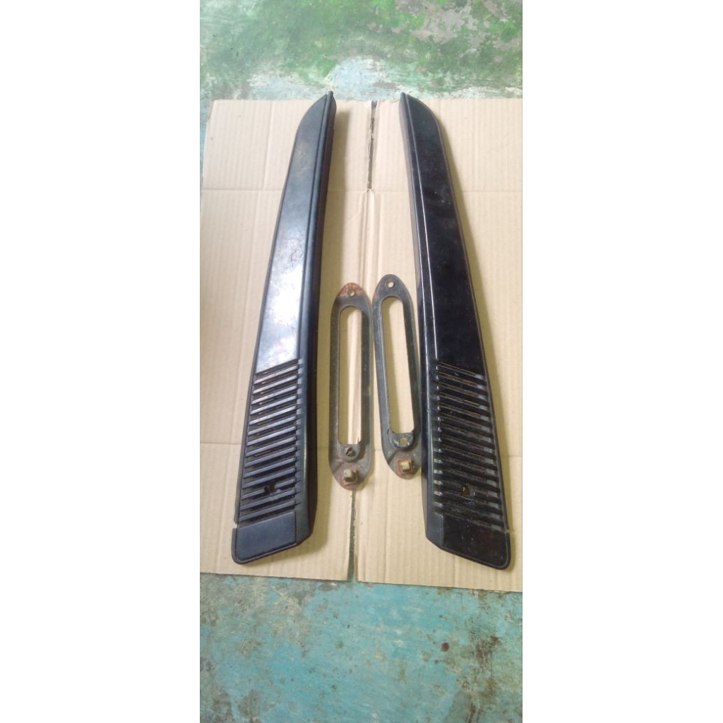 pilar kabin starlet kotak