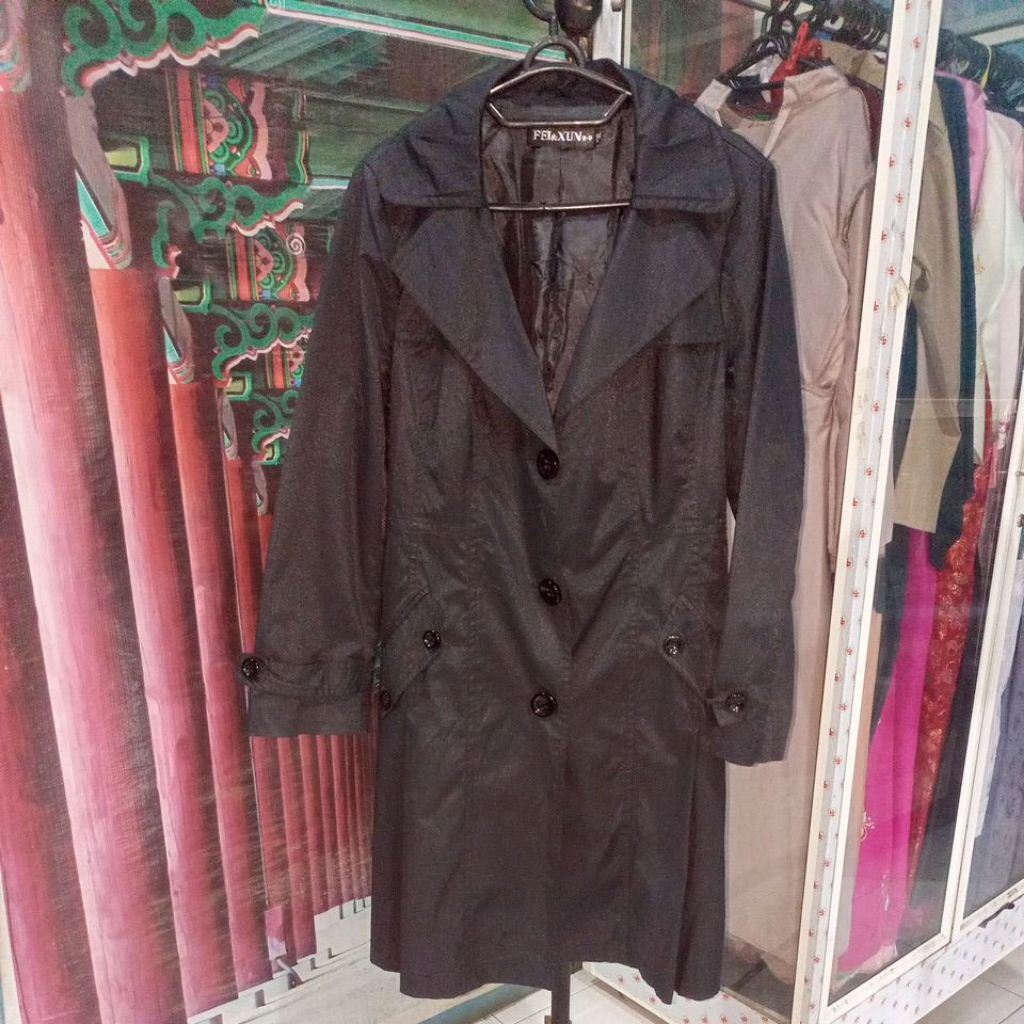Coat Wanita Hitam Mantel Hitam Wanita