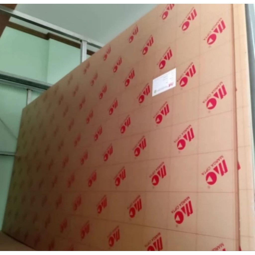 

acrylik sheet bening merek marga cipta 5mm x 100cm x 200cm ( acrylik sheet bening lembaran )